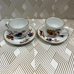 Vintage Royal Worcester 1961 Evesham Gold Fruit Teacups Saucers Pair of 2